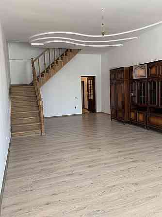 Продам 4-кімнатну квартиру в центрі Дрогобича Дрогобыч