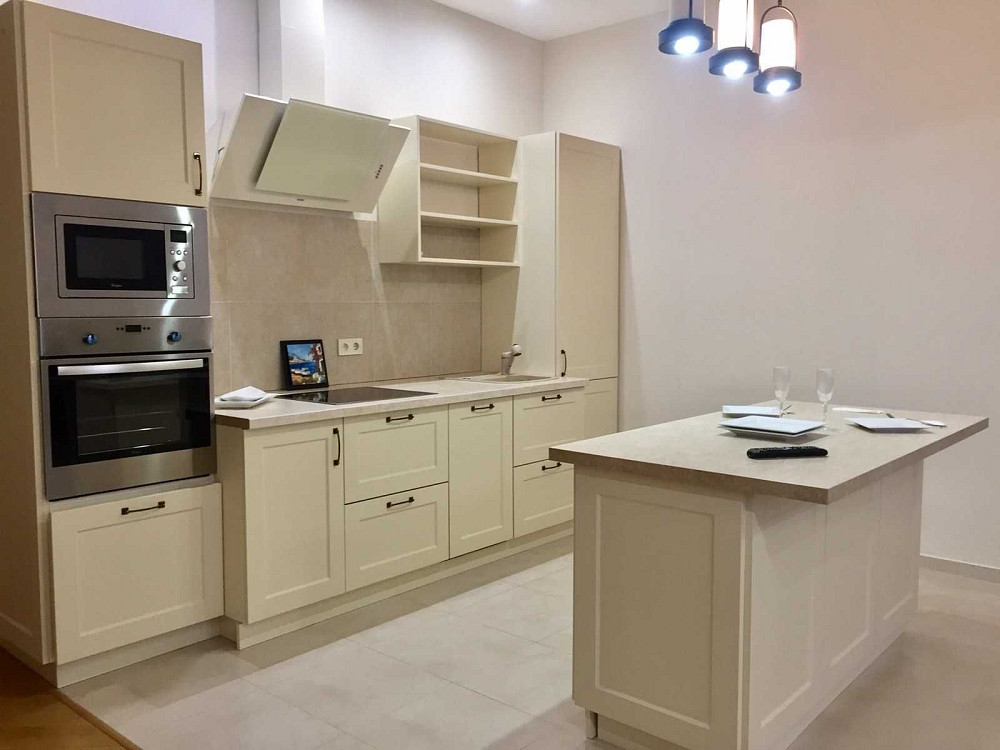 3 комн квартира на Довженко дом Каркашадзе Одесса - изображение 1