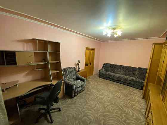 Трьохкімнатна 3х квартира на вул. Комарова 40а, здає власник Чернівці