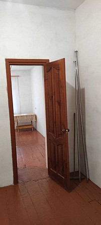 Продам квартиру в одноповерховому будинку в місті Острог Острог - изображение 2