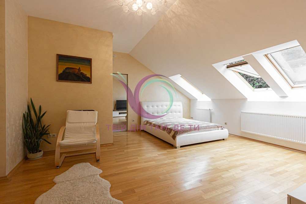 Двохрівнева квартира у центрі міста за вул. Драгоманова Львів - зображення 3