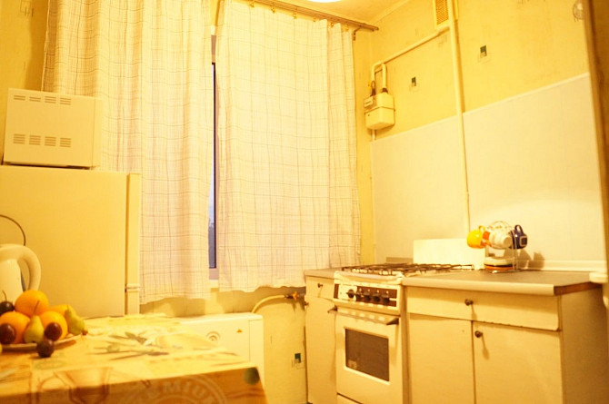 Продам двух комнатную на Усова 
Розташована в центральн Каменское (Никопольский р-н) - изображение 1