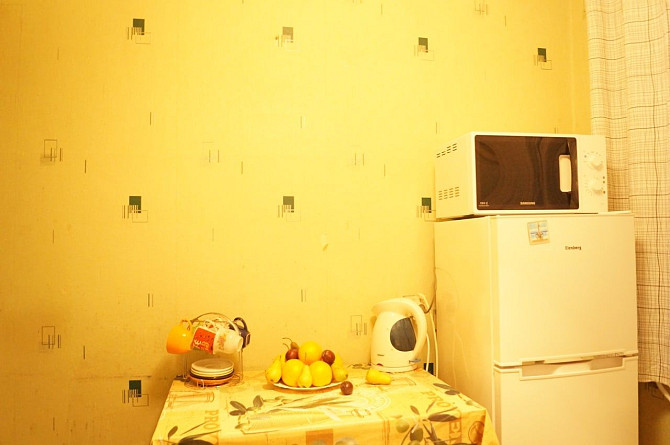 Продам двух комнатную на Усова 
Розташована в центральн Каменское (Никопольский р-н) - изображение 2
