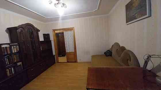 Здається 1 кімнатна квартира м-н Жовтневе поруч 7 школи Кам`янець-Подільський