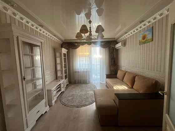 Продаж 2 кімнатної квартири в будинку клубного типу Ужгород
