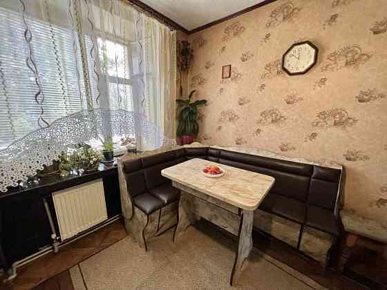 3-кімнатна квартира з індивідуальним опаленням В САМОМУ ЦЕНТРІ Кам`янець-Подільський