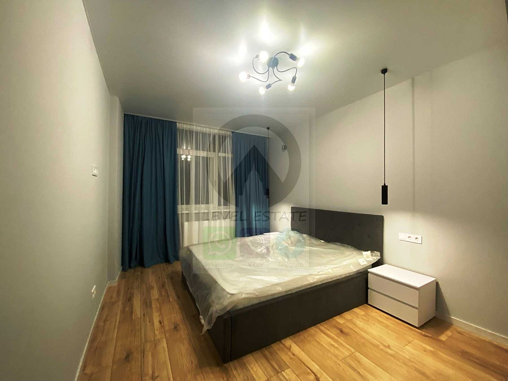 Євротрійка по пр-т Європейського Союзу (Правди) 41Б, ЖК Варшавский Київ - зображення 1