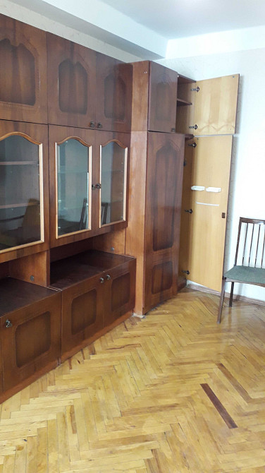 Сдам 1-комнатную Краснова 12  Метро "Академгородок" Святошинский р-н Киев - изображение 4