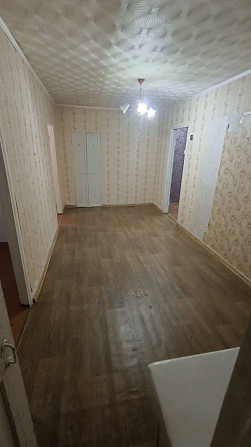 Продам трьох кімнатну квартиру Новодонецкое - изображение 1