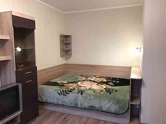 Продам 1 кімнатну  квартиру  з меблею та технікою. Центр Павлоград