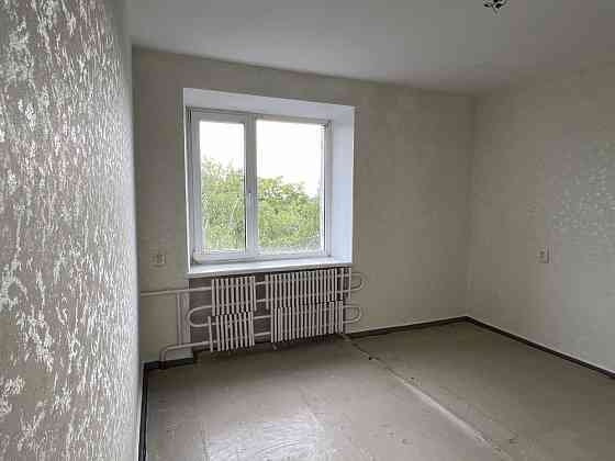 Продам простору 2-кімнатну квартиру Кам`янець-Подільський