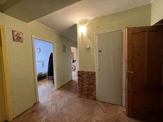 Продаж 4-кімнатної квартири Ужгород