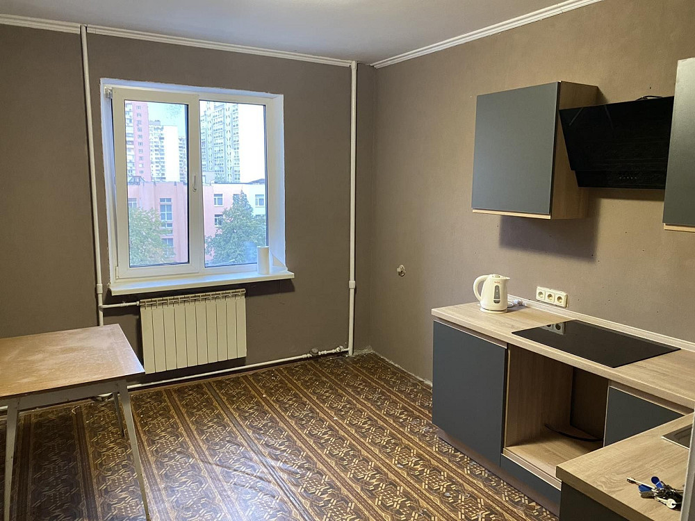 Сдам 3-х комнатную квартиру Б.Гмыри 3 (Позняки) Киев - изображение 1