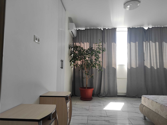 Срочная аренда 2 х комнатной квартиры в новострое  ЦЕНТР Черкассы - изображение 2