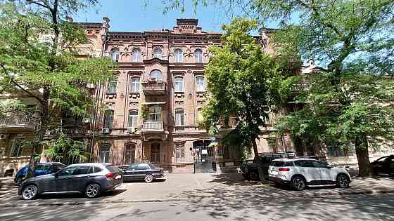Уникальная 3 комнатная квартира, Исторический центр,  Кирпичный дом Одеса