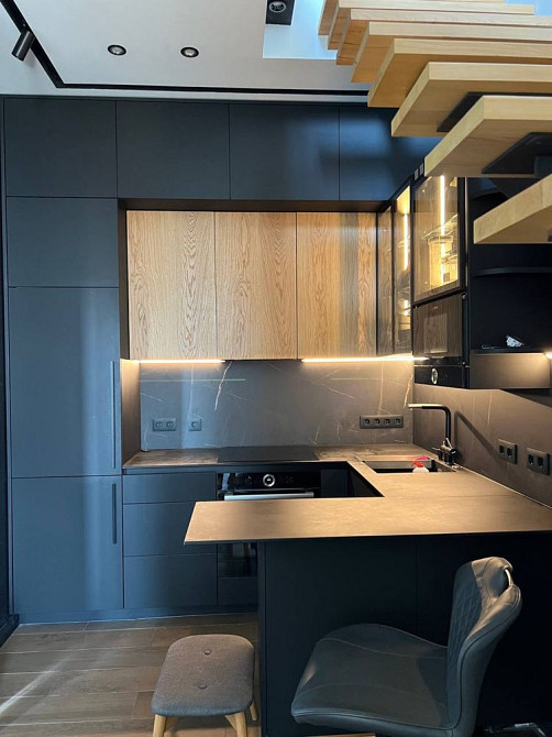 Комфорт таун аренда мансардная двухэтажная квартира с сауной и джакузи Киев - изображение 1