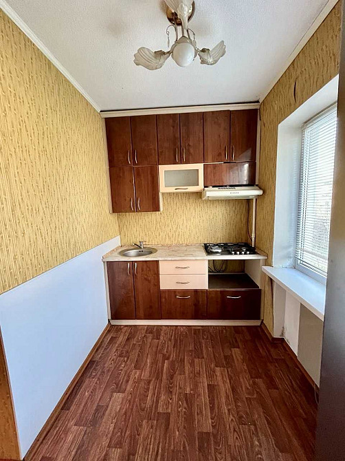 1-комн. 3/5 АО ул. Звенигородская Черемушки Каменское (Запорожская обл.) - изображение 3