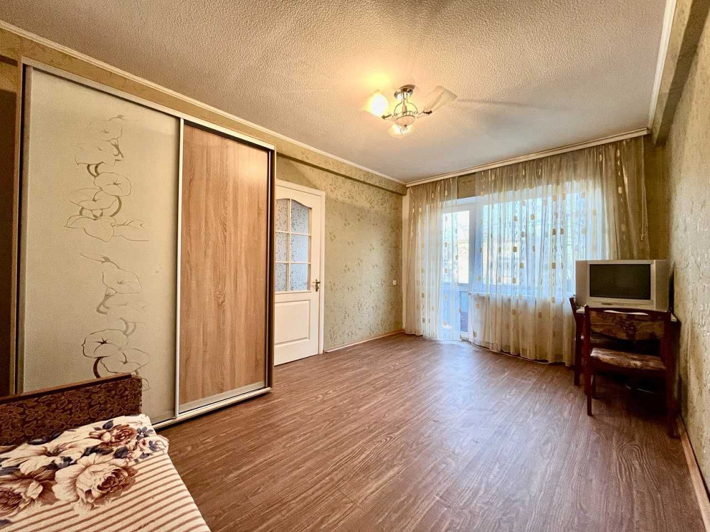 1-комн. 3/5 АО ул. Звенигородская Черемушки Каменское (Запорожская обл.) - изображение 2