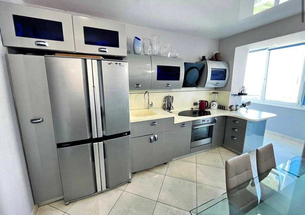 Оренда 3-кімн. бульвар Лесі Українки, 21 біля метро Печерська Київ - зображення 3