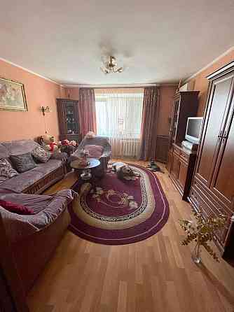 Продам центр 4-х комнатную квартиру Кременчуг
