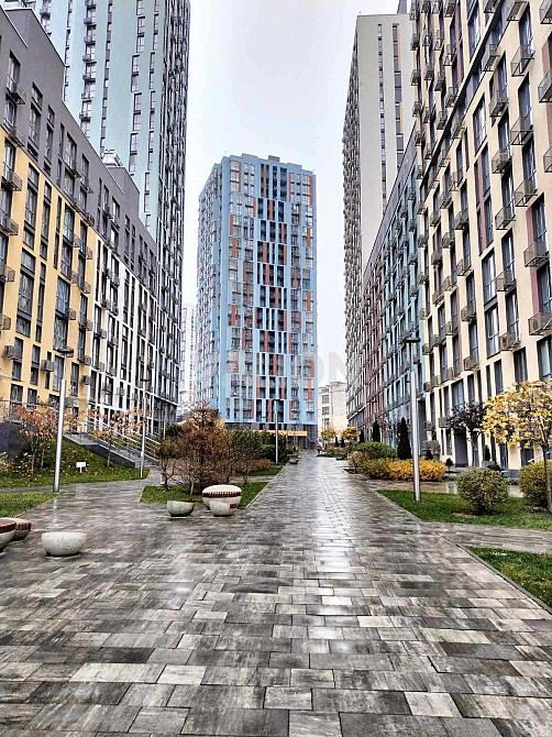 Продам 2к.квартиру ул.Богдановская, 7г ЖК Малахит Киев - изображение 1
