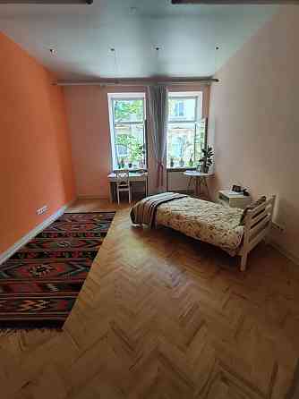 Оренда 2 кімнатної квартири вул Політехнічна Львов