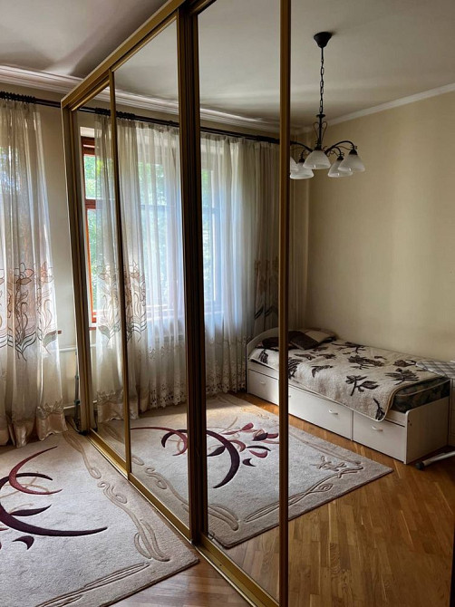 вул.Студентська,3. Вiльна! Центр! Чудова квартира Львів - зображення 7