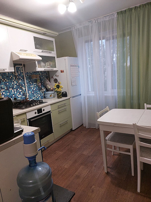 Продам 3-х кімнатну квартиру Електрозаводська Кривий Ріг - зображення 2