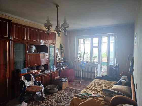 Продам 3кв. 4мкр.холовая с шикарным видом на лес, 22000$ Kam`ianske (Zaporizka obl.)