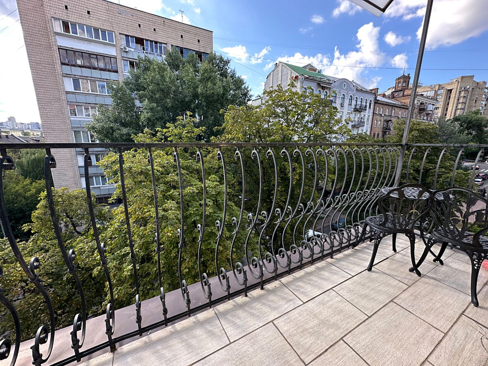 Оренда 2 к, Тарасівська, центр, метро Олімпійська Киев - изображение 6