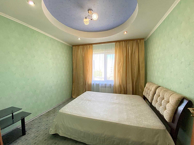 Продаж 2-к кв., Бородинський, зупинка Школа, 54 м.кв. Запорожье - изображение 1