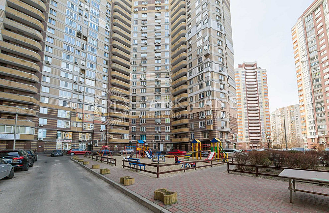 Продаж 3 кімн кв по вул. Ахматової Урлівська Григоренка Мішуги Гмирі Kyiv - photo 4