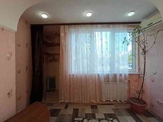 Продаж 1-к квартири з ремонтом, Автозаводська, 93 Киев