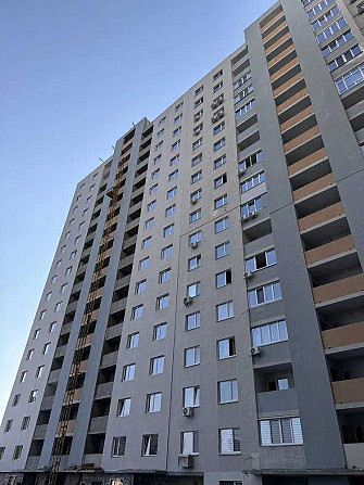 Продаж 2 кiмнатної квартири 75 кв. м Черкаси - зображення 2