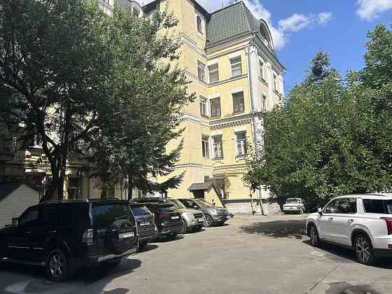 Продам 3 кімн квартиру пр.Бехтерівський 13А Kyiv