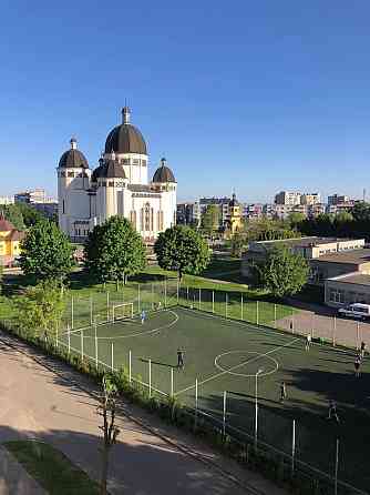 Продаж 2 кім. Квартири район 8-9 школи Червоноград (Львівська обл.)