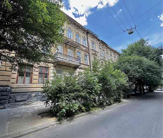 Продаж 2 кімнатна квартира вул. Кучера академіка, центр, 1-й поверх Lviv