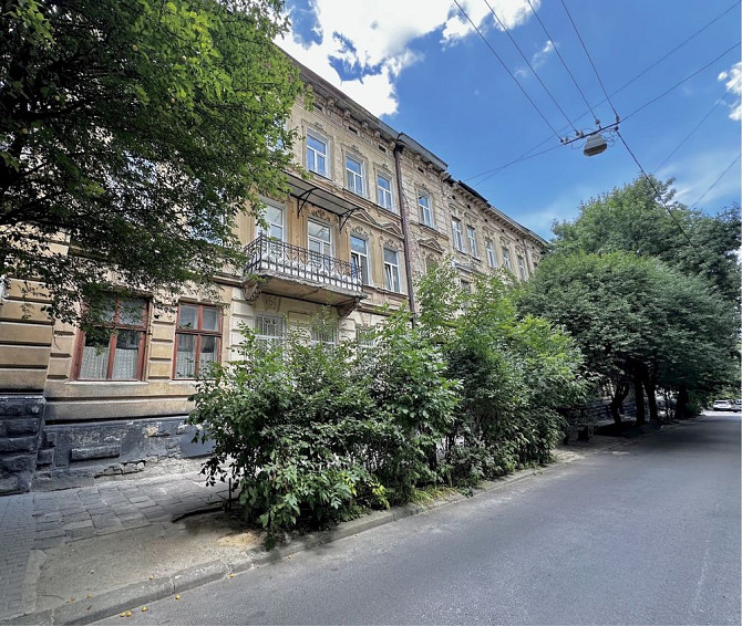 Продаж 2 кімнатна квартира вул. Кучера академіка, центр, 1-й поверх Lviv - photo 1