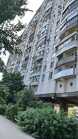 Продам ВЛАСНУ квартиру в тихому та затишному районі м. Києва Kyiv - photo 1