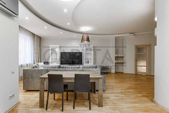 Купить 2-комнатную, квартира на Печерске, 2072$ за м2, с ремонтом Kyiv - photo 1