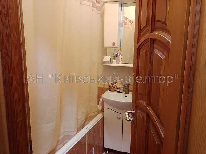 Продаж затишної 1 к. сталінки біля метро Дарниця Kyiv - photo 8