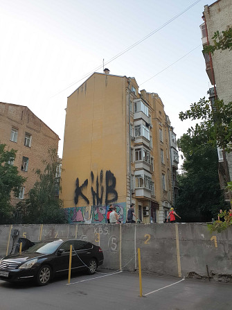 Продам квартиру. Антоновича, бульварна частина. Центр. Kyiv - photo 1