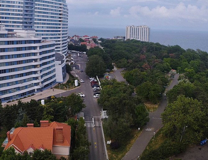 Двухкомнатная квартира с видом на море. Без коммунальных платежей Odesa - photo 1