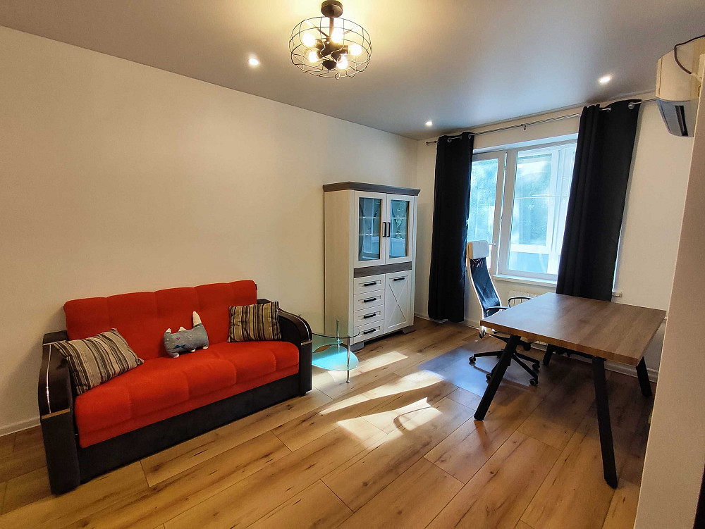 Оренда 3-кімнатної квартири у Солом'янському районі Киев - изображение 1