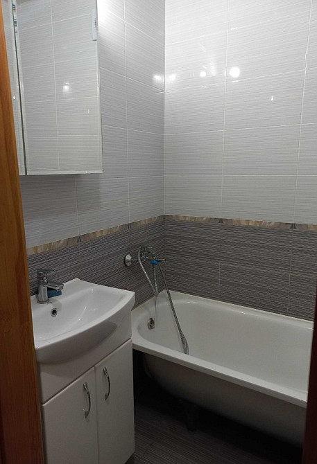 Пропонуємо в оренду 2-кімнатну квартиру Черкаси - зображення 3