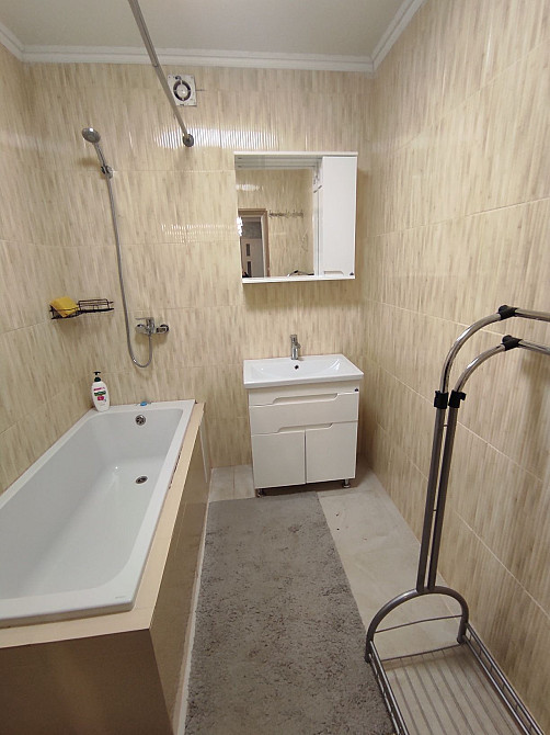 Здається в оренду 2кім новобудова біля Майдану Черновцы - изображение 5