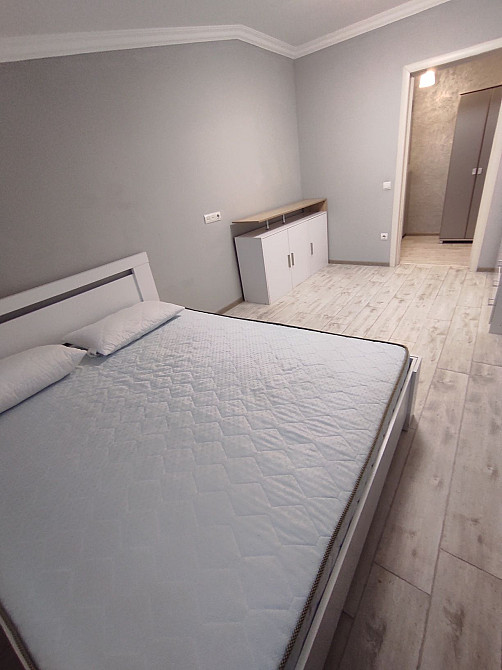 Здається в оренду 2кім новобудова біля Майдану Черновцы - изображение 1