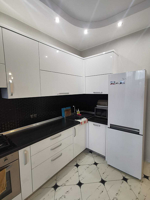 7 Фонтана, клубный дом, газ, балкон, р-н Аркадии, на любой срок Одесса - изображение 1