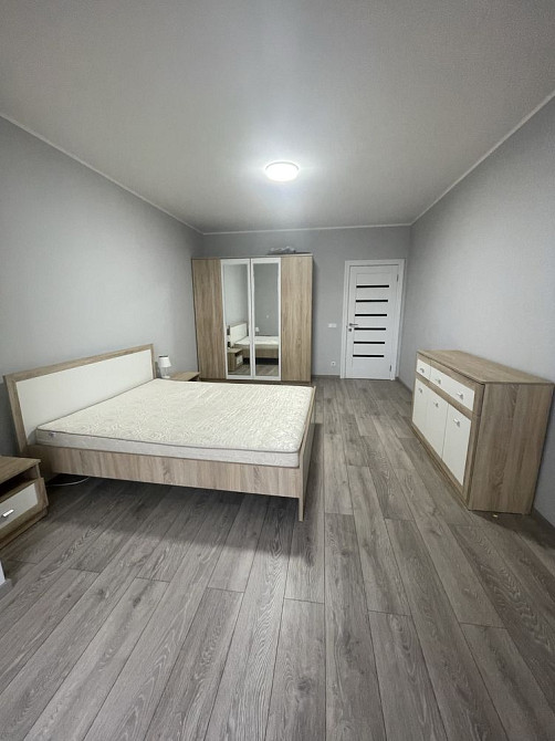 Аренда  2-х ком, раздельная  жк Лесная  сказка Київ - зображення 8