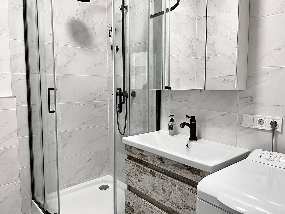 1к Біля метро Печерськ Київ - зображення 7